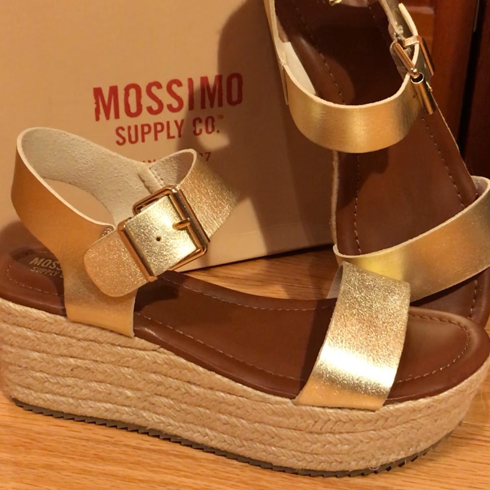 Mossimo Gold Metallic Platform Wedge Sandals 8.5